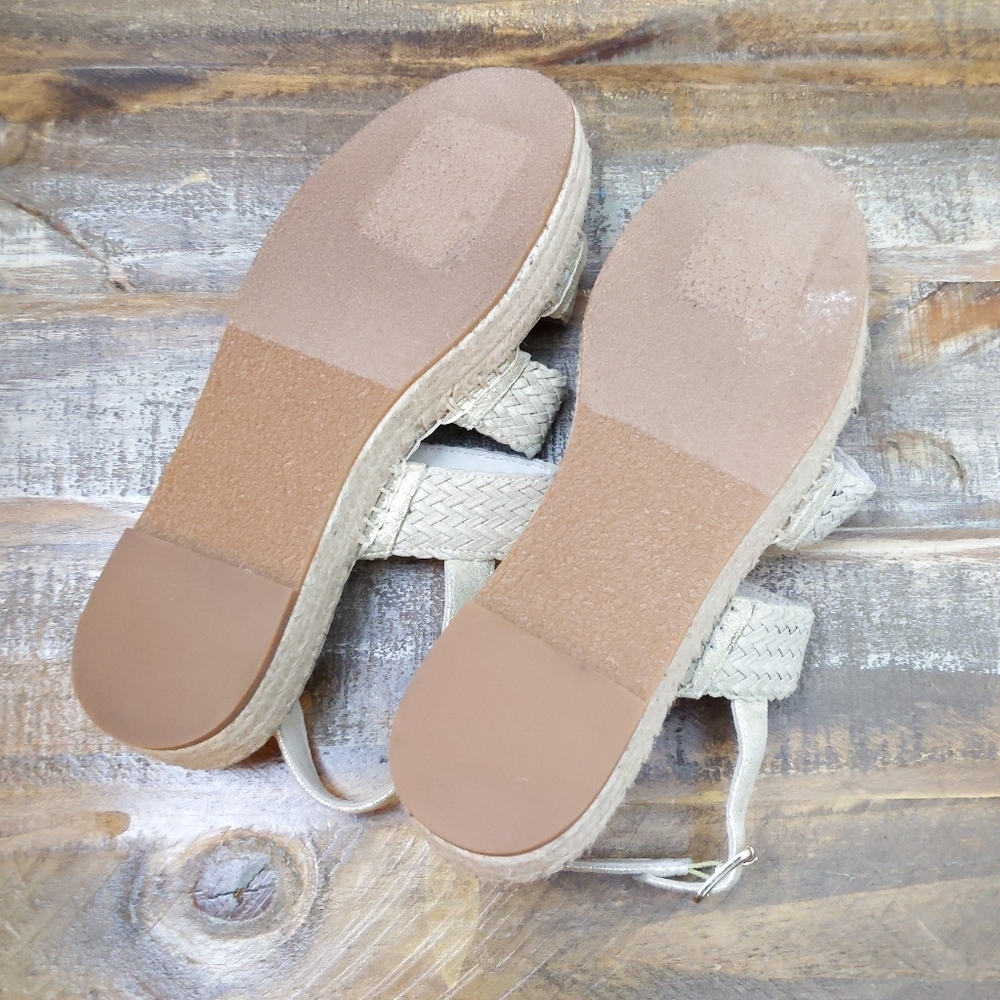 FINAL SALE 🌿ESPADRILLES SANDALS🌿 - Picture 2 of 7